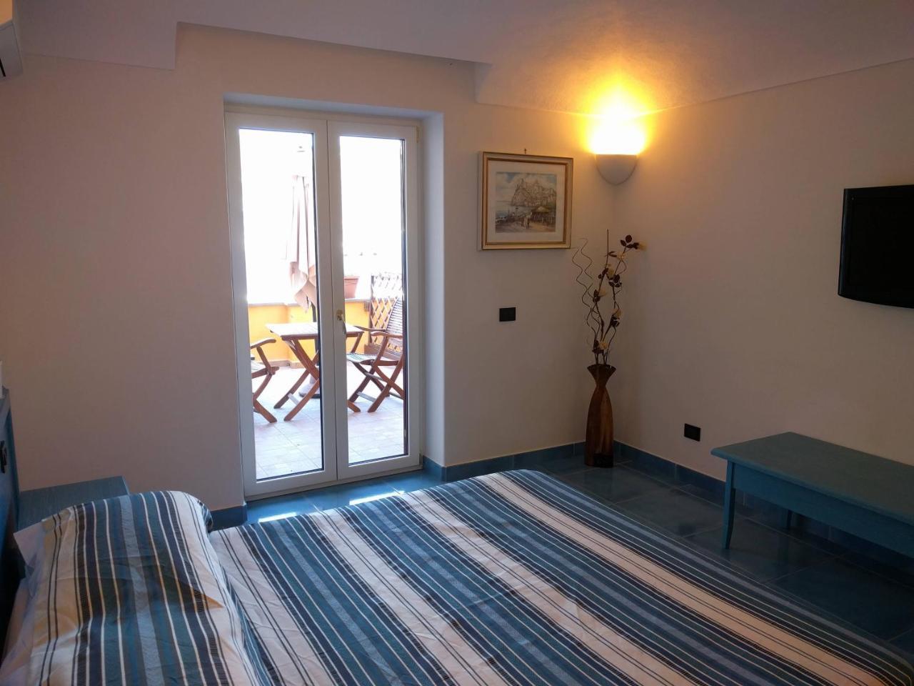 Hotel Conte - S. Angelo Bay Serrara Fontana Eksteriør billede
