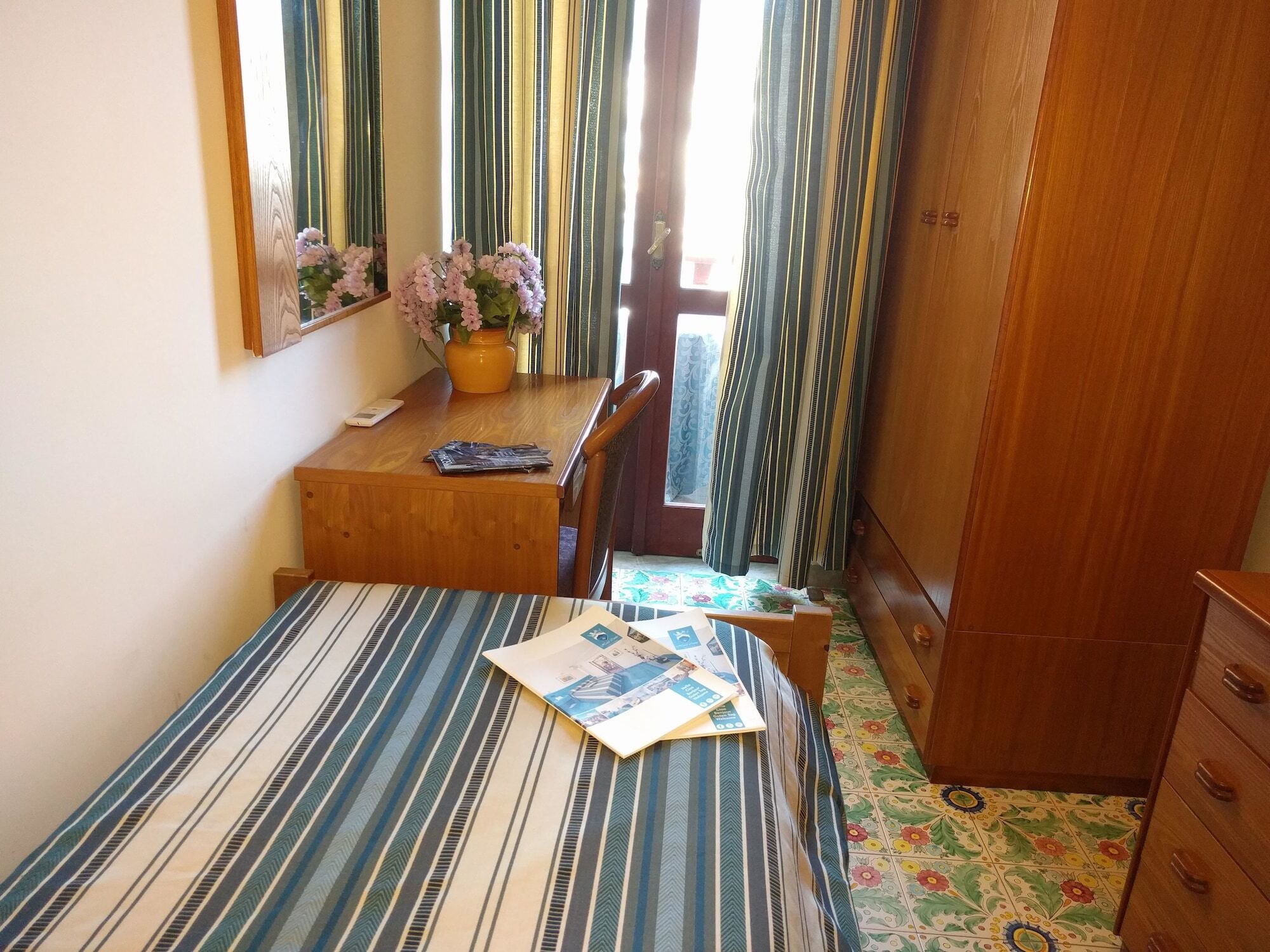 Hotel Conte - S. Angelo Bay Serrara Fontana Eksteriør billede