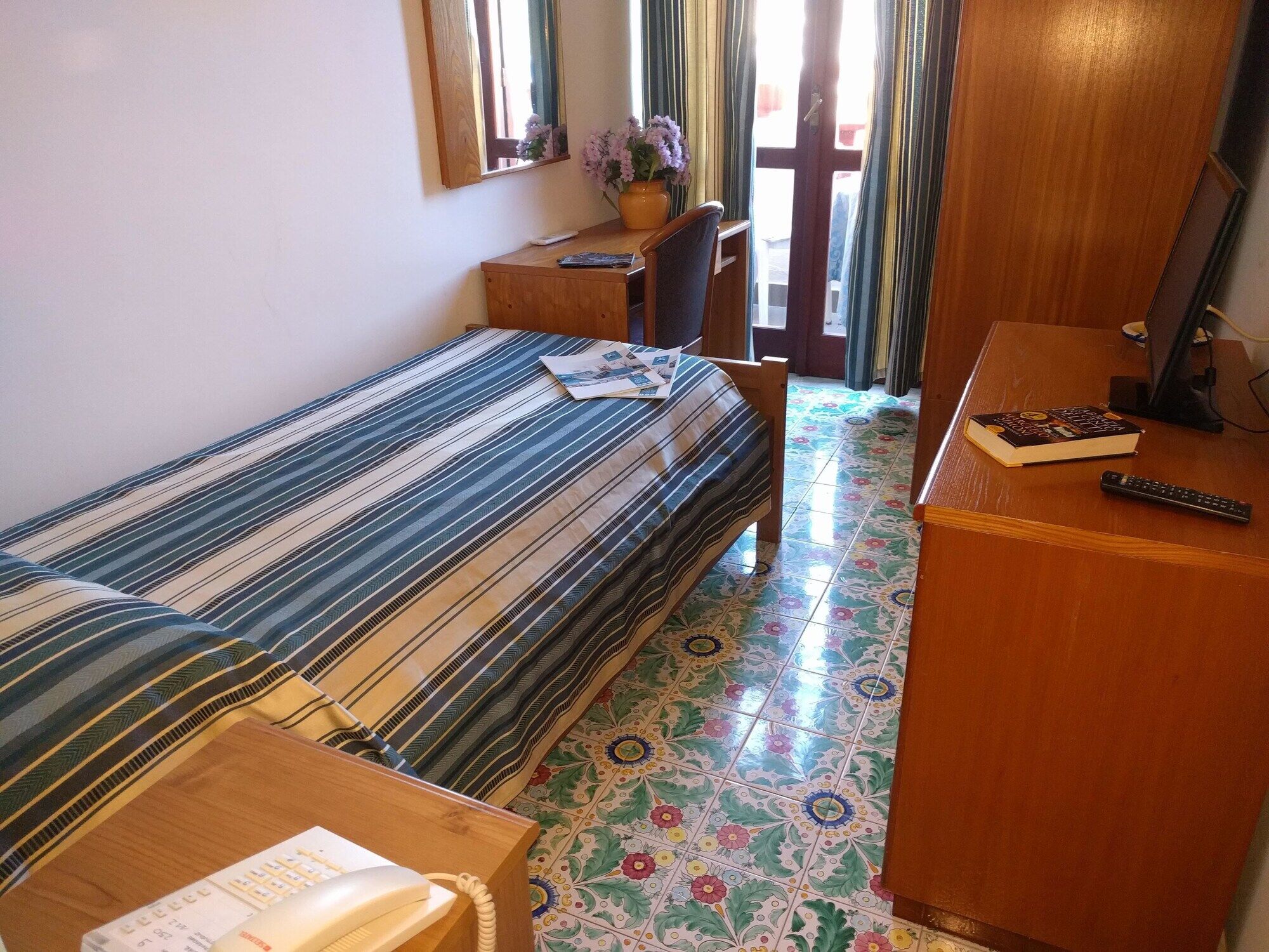 Hotel Conte - S. Angelo Bay Serrara Fontana Eksteriør billede
